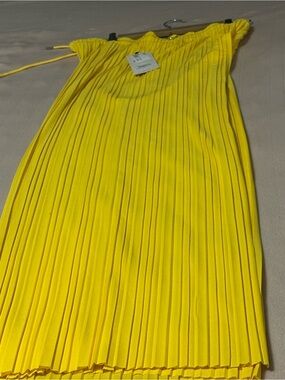 Pleated Wide-Leg Jumpsuit in Sunny Yellow